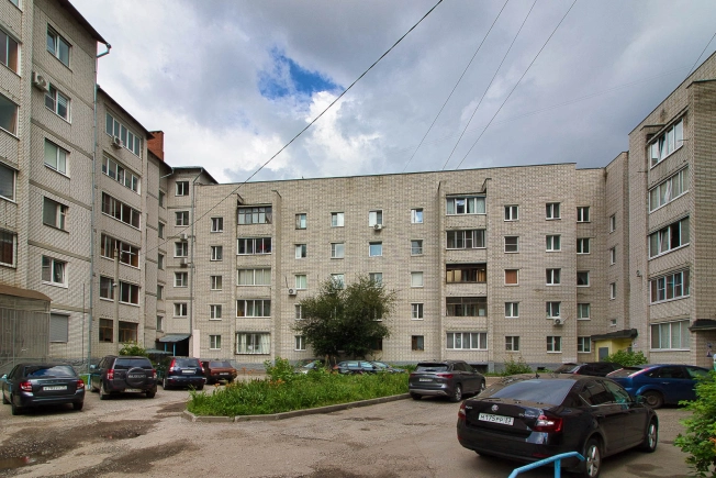 Купить трехкомнатную квартиру в Владимире. Вариант № 2143006, 7, площадь -  квм, цена 10000000.0000 рублей