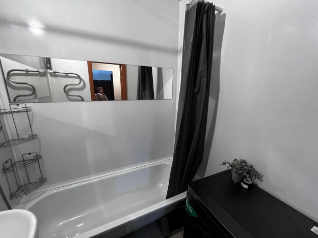 Купить однокомнатную квартиру в Ленинградской области. Вариант № 8179518, 9, площадь -  квм, цена 5340000 рублей