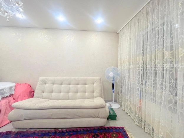 Купить квартиру в районе жилой  Восточный в Краснодаре. Вариант № 8582591, 4, площадь -  квм, цена 8900000 рублей