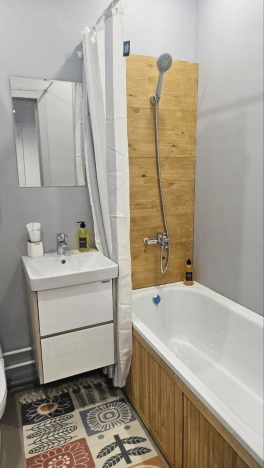 Снять квартиру в Тобольске. Вариант № 6971570, 4, площадь -  квм, цена 35000 рублей