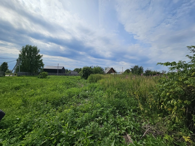 Купить земельный участок в Тобольске. Вариант № 1050538, 3, площадь -  квм, цена 1600000 рублей