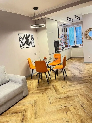 Купить двухкомнатную квартиру в Ростовской области. Вариант № 9901480, 7, площадь -  квм, цена 7300000 рублей