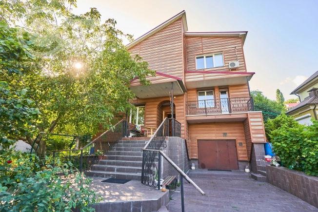 Купить дом в Воронеже. Вариант № 1389911, 0, площадь -  квм, цена 23990000 рублей