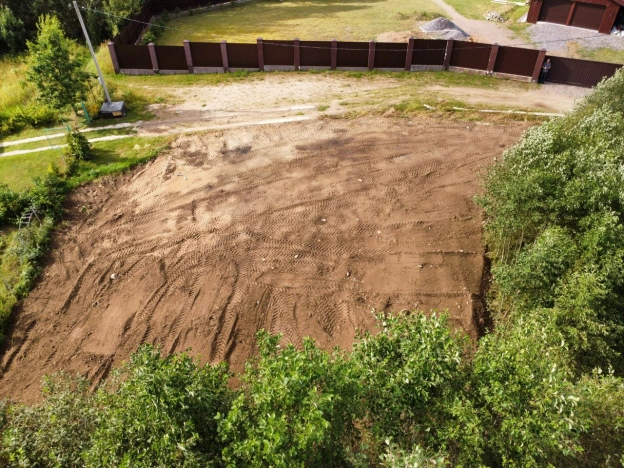 Купить земельный участок в Ленинградской области. Вариант № 7599521, 9, площадь -  квм, цена 2500000 рублей