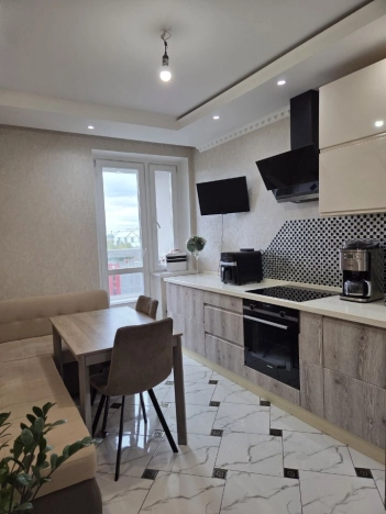 Купить однокомнатную квартиру на улице Юбилейный проспект в Химках. Вариант № 8490241, 5, площадь -  квм, цена 11900000 рублей