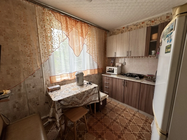 Купить однокомнатную квартиру в Приморском крае. Вариант № 8280, 9, площадь -  квм, цена 3300000 рублей