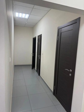 Снять коммерческую недвижимость в Ростове-на-Дону. Вариант № 8425112, 5, площадь -  квм, цена 15000 рублей