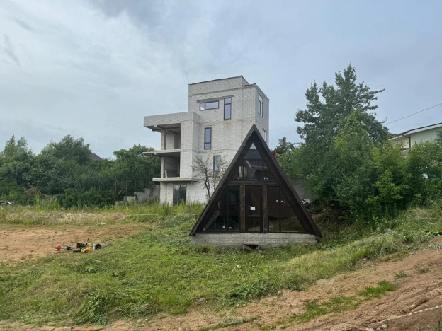 Купить земельный участок у метро Двигатель Революции в Нижнем Новгороде. Вариант № 2622060, 4, площадь - квм, цена 5900000 рублей