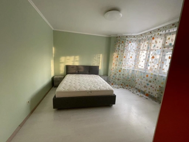 Купить трехкомнатную квартиру у метро Коммунарка в Москве. Вариант № 9907306, 11, площадь -  квм, цена 20000000 рублей