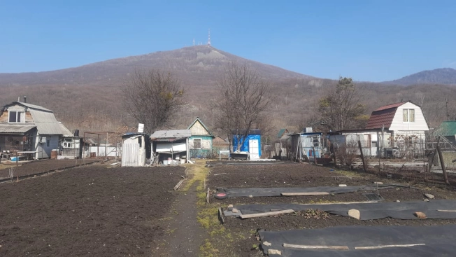 Купить земельный участок в Арсеньеве. Вариант № 1794, 15, площадь -  квм, цена 1300000 рублей