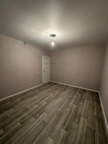 Купить двухкомнатную квартиру в Новосибирской области. Вариант № 10331396, 4, площадь -  квм, цена 5950000 рублей