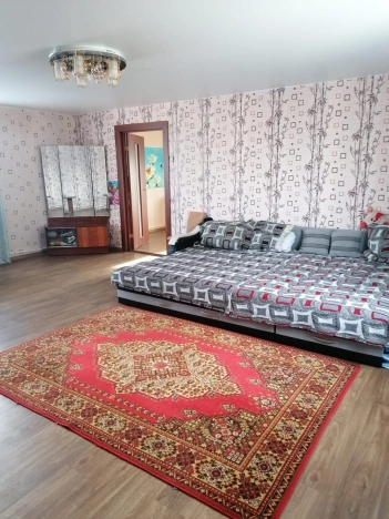 Купить дом в районе Калининский в Новосибирске. Вариант № 8904212, 7, площадь -  квм, цена 6670000 рублей