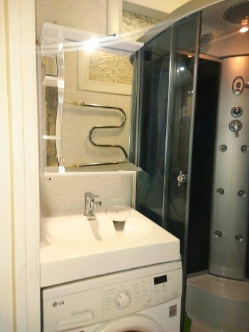 Купить трехкомнатную квартиру в Республике Башкортостан. Вариант № 23650, 9, площадь -  квм, цена 4400000 рублей