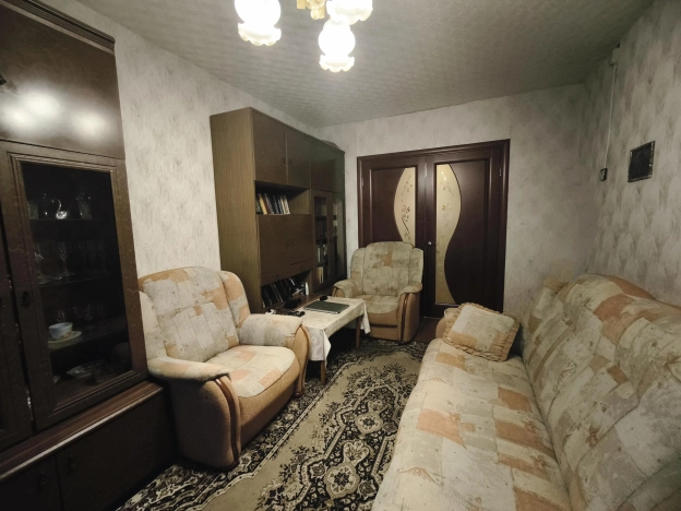 Купить трехкомнатную квартиру в Калуге. Вариант № 7521880, 12, площадь -  квм, цена 3600000 рублей