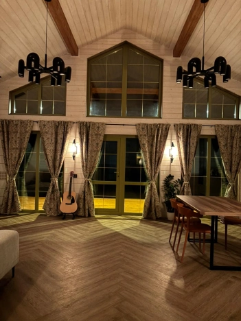 Купить дом в Микрорайоне Порт-Артур в Омске. Вариант № 1729320, 0, площадь -  квм, цена 14000000 рублей