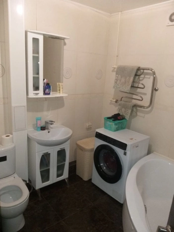 Купить трехкомнатную квартиру в Ростовской области. Вариант № 3469180, 8, площадь -  квм, цена 4999999 рублей