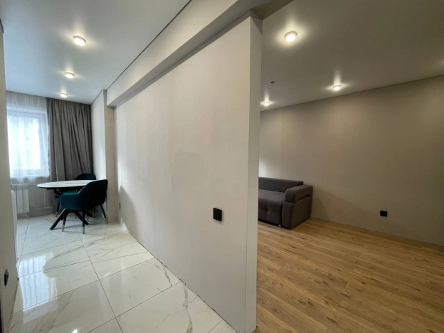 Купить квартиру в Чите. Вариант № 9307014, 11, площадь -  квм, цена 5400000 рублей