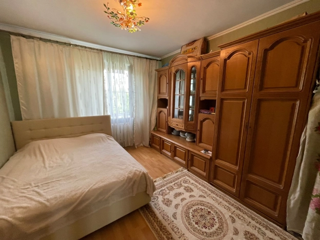 Купить трехкомнатную квартиру в Пушкине. Вариант № 8983, 5, площадь -  квм, цена 9500000 рублей