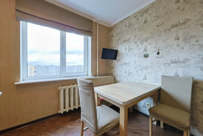 Купить двухкомнатную квартиру в Калининграде. Вариант № 9221105, 16, площадь -  квм, цена 5400000 рублей