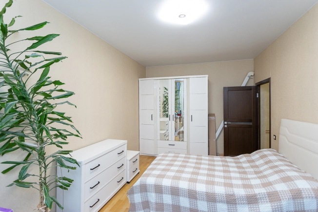 . Вариант № 57903, 5, площадь - 75 квм, цена 10500000 рублей