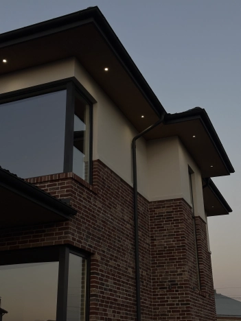 Купить дом на улице Карла Маркса в Краснодаре. Вариант № 15548, 18, площадь -  квм, цена 17490000 рублей