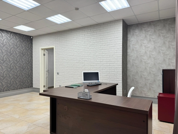 Снять коммерческую недвижимость в Омске. Вариант № 9145953, 7, площадь -  квм, цена 85000 рублей