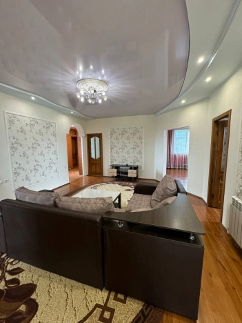 Купить дом в Микрорайоне Прометей, Октябрьский в Октябрьском. Вариант № 12002, 1, площадь -  квм, цена 8500000 рублей