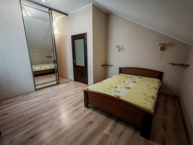 . Вариант № 27914, 6, площадь - 111.3 квм, цена 8900000 рублей