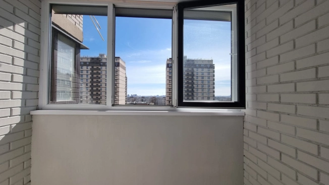 Купить однокомнатную квартиру в районе Октябрьский в Ростове-на-Дону. Вариант № 51243, 9, площадь -  квм, цена 6600000 рублей