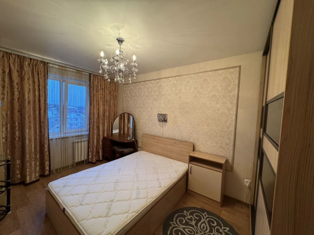 Снять квартиру у метро Площадь Маркса в Новосибирске. Вариант № 9545953, 2, площадь -  квм, цена 40000 рублей