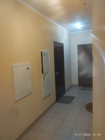 Купить однокомнатную квартиру на улице Шелепихинская набережная в Москве. Вариант № 10012480, 26, площадь -  квм, цена 7100000 рублей