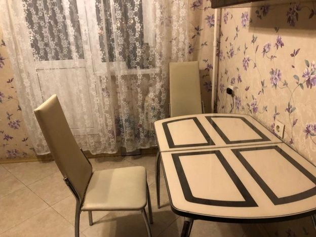 Купить квартиру на вторичке в Москве. Вариант № 5475, 9, площадь -  квм, цена 23000000 рублей