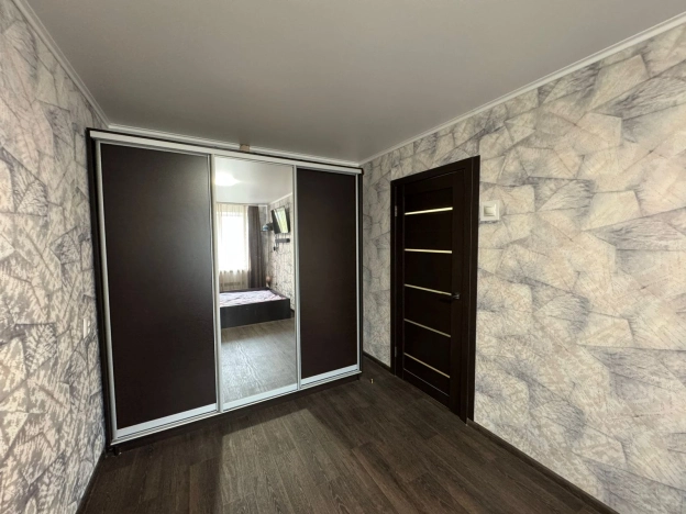 Купить квартиру в Липецкой области. Вариант № 8010167, 14, площадь -  квм, цена 3500000 рублей