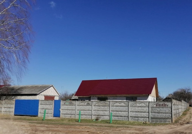 Купить дом в Брянской области. Вариант № 34197, 11, площадь -  квм, цена 4000000 рублей