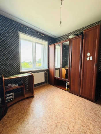 Купить трехкомнатную квартиру в Микрорайоне Ручейный, Сыктывкар в Сыктывкаре. Вариант № 37942, 7, площадь -  квм, цена 4150000 рублей