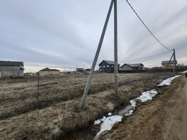 Купить земельный участок в Республике Коми. Вариант № 31914, 0, площадь -  квм, цена 1500000 рублей