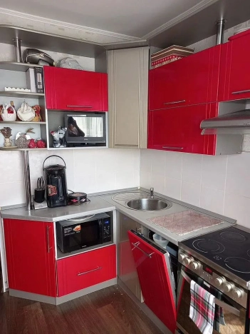 Купить трехкомнатную квартиру в Томской области. Вариант № 10049738, 9, площадь -  квм, цена 3800000 рублей