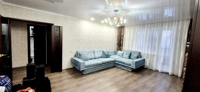 Снять квартиру в Тобольске. Вариант № 9377413, 12, площадь -  квм, цена 70000 рублей