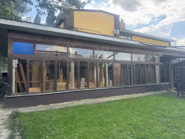 Купить коммерческую недвижимость в Семилуках. Вариант № 1579304, 4, площадь -  квм, цена 24900000 рублей