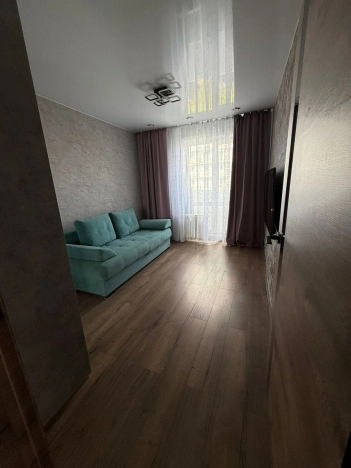 Купить трехкомнатную квартиру в Новосибирске. Вариант № 6148200, 1, площадь -  квм, цена 7200000 рублей