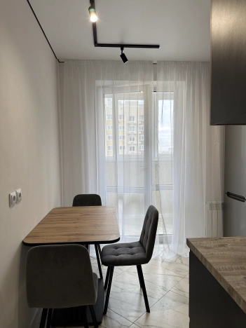 Купить однокомнатную квартиру в районе Ворошиловский в Волгограде. Вариант № 16651, 1, площадь -  квм, цена 6900000 рублей