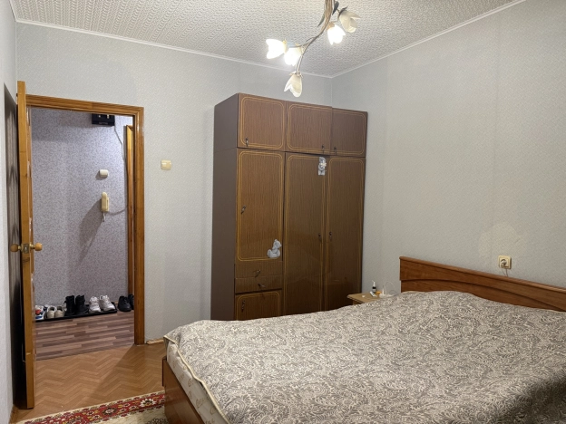 Купить квартиру в Воронеже. Вариант № 10432321, 8, площадь - квм, цена 5700000 рублей