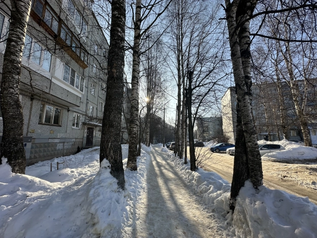 Купить двухкомнатную квартиру в Сыктывкаре. Вариант № 27362, 17, площадь -  квм, цена 4740000 рублей