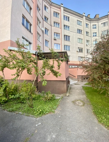 Купить однокомнатную квартиру на улице Стрелковая в Калининграде. Вариант № 13322, 32, площадь -  квм, цена 16500000 рублей