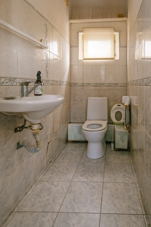 Купить дом у метро Золотая нива в Новосибирске. Вариант № 6607225, 20, площадь -  квм, цена 9900000 рублей