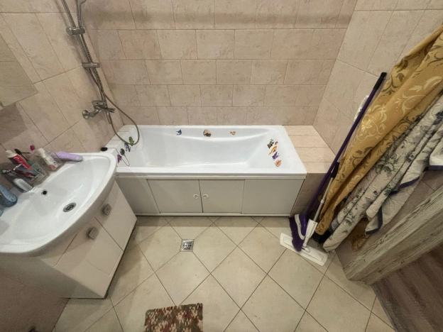 Купить дом в Москве. Вариант № 9223396, 24, площадь -  квм, цена 20000000 рублей