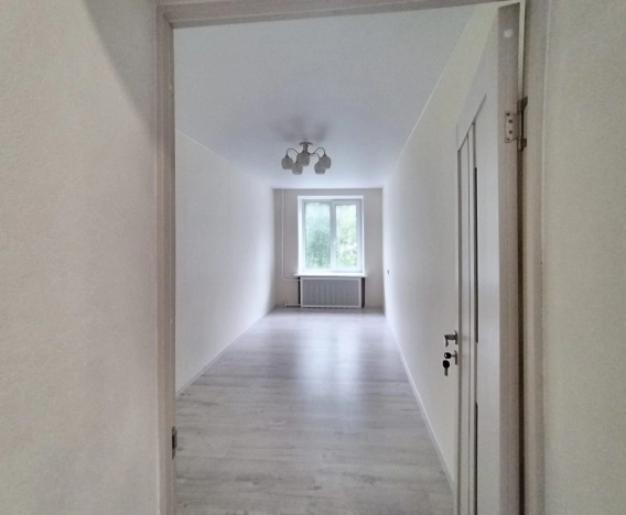 Купить трехкомнатную квартиру в Санкт-Петербурге. Вариант № 2535475, 4, площадь -  квм, цена 8000000 рублей