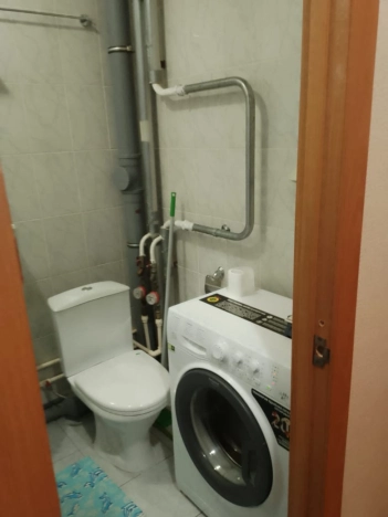 Снять квартиру у метро Площадь Маркса в Новосибирске. Вариант № 9299602, 4, площадь -  квм, цена 20000 рублей