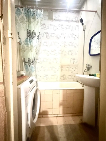 Купить комнату в Новосибирской области. Вариант № 8497715, 12, площадь - квм, цена 2350000 рублей