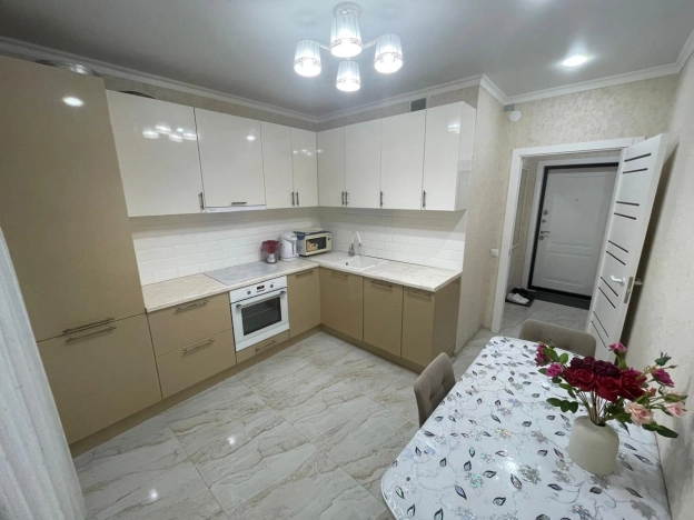 Купить квартиру у метро Аметьево в Казани. Вариант № 9890081, 1, площадь -  квм, цена 7800000 рублей